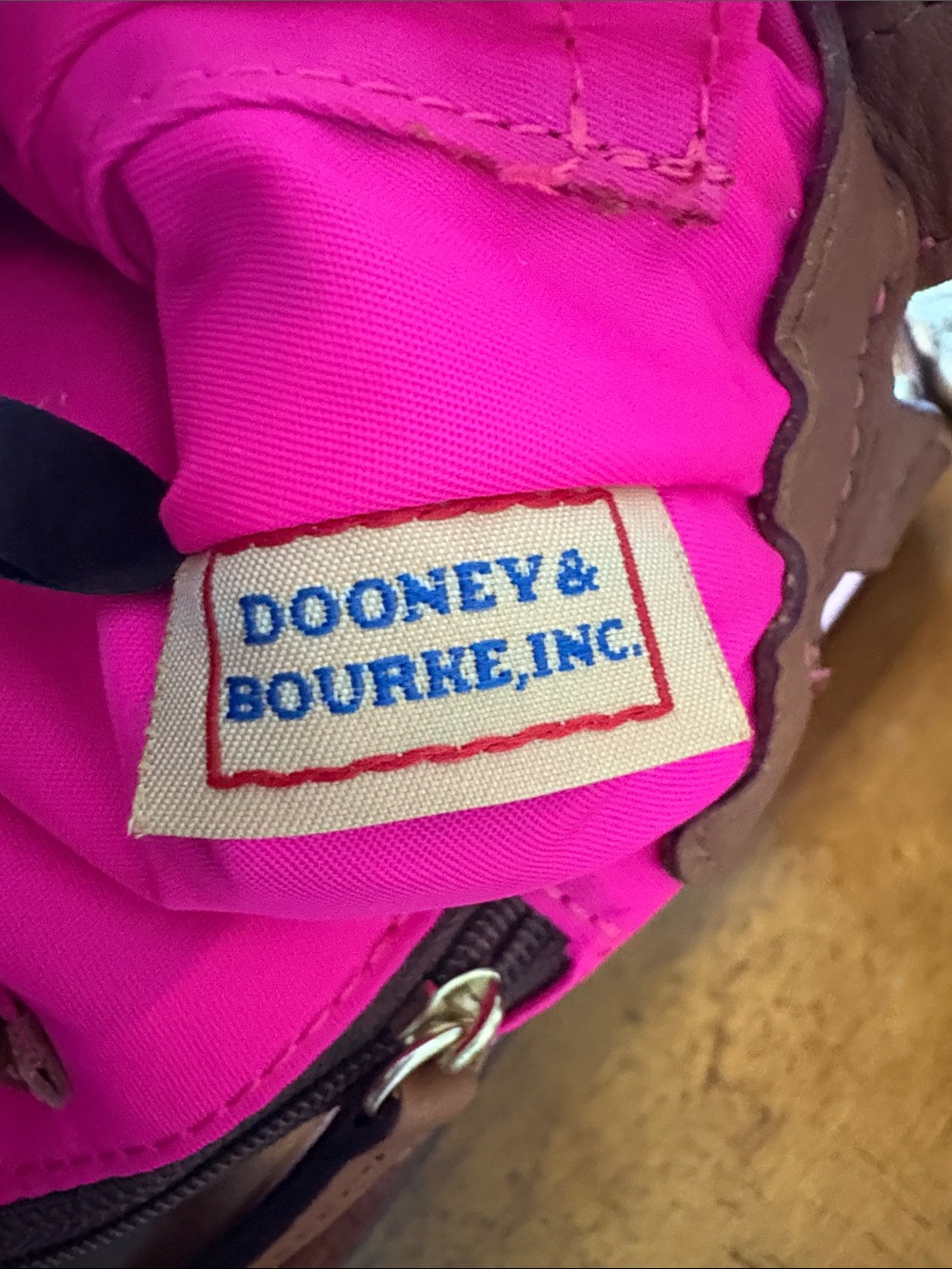 Navy Dooney Crossbody Bag. Used once . - Picture 10 of 12